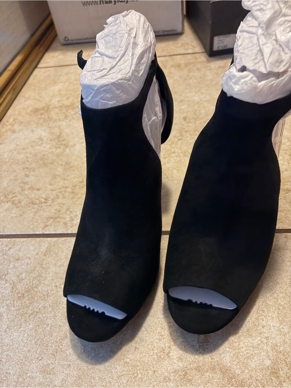 Black Women's Open-Toe Suede Heels